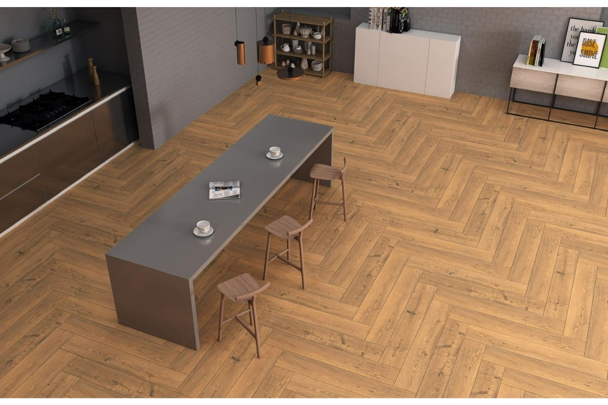 Wood-look herringbone kitchen